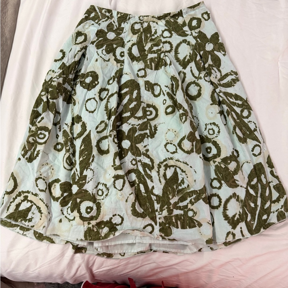 New York & Company Green and White Floral A-Line Skirt
